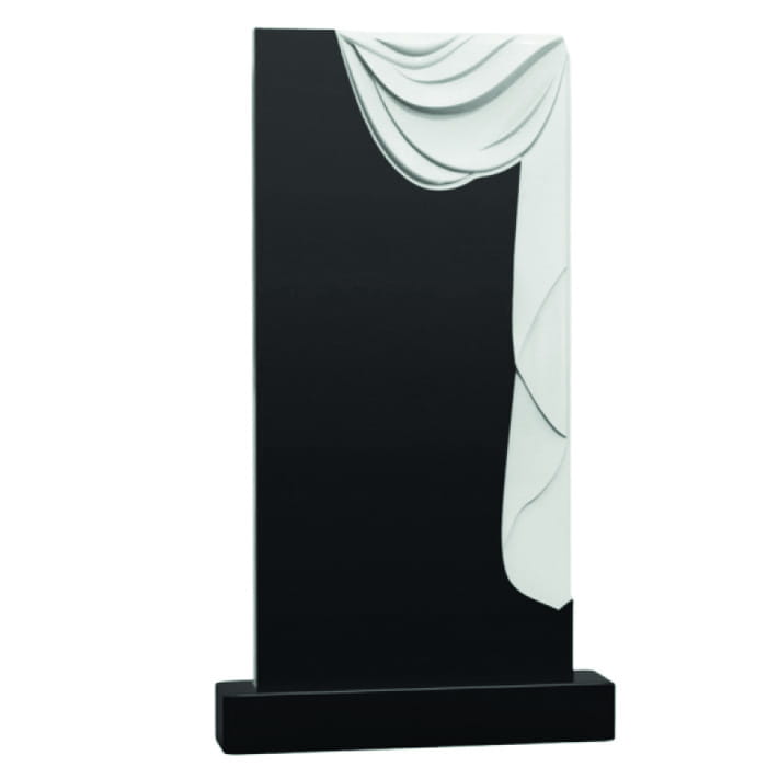 Памятник фрезерованный Плащ-020